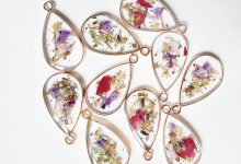 Resin jewellery